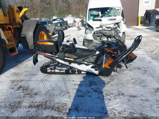 Ski-Doo Grand Touring 2025 2BPSEBSA1SV000133 Image 4