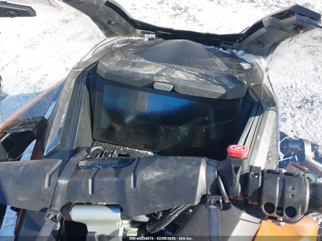 Ski-Doo Grand Touring 2025 2BPSEBSA1SV000133 Image 7
