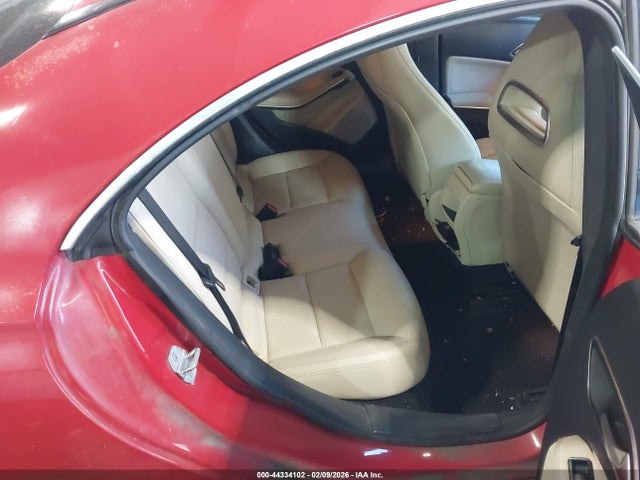 44334102 :رقم المزاد ، WDDSJ4EB6EN053356 vin ، 2014 Mercedes-benz Cla 250 مزاد بيع