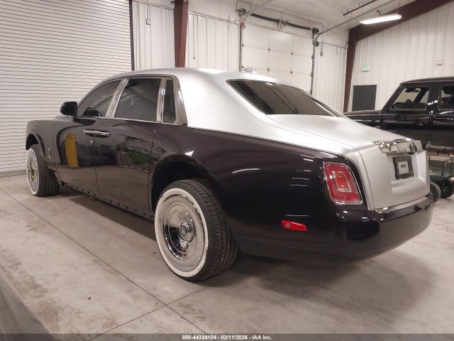 Rolls-Royce Phantom 2018 SCA687S56JU104577 Image 3