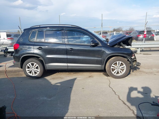 Aukcja sprzedaży 2016 Volkswagen Tiguan S, vin: WVGAV7AX5GW520045, numer aukcji: 44334109