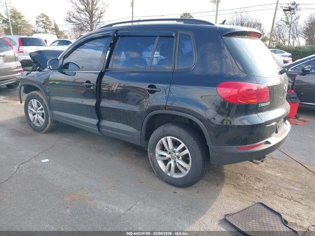 Aukcja sprzedaży 2016 Volkswagen Tiguan S, vin: WVGAV7AX5GW520045, numer aukcji: 44334109