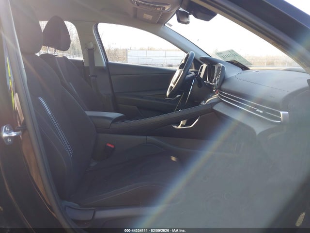 2023 HYUNDAI ELANTRA HYBRID KMHLM4AJXPU084455 Photo 4