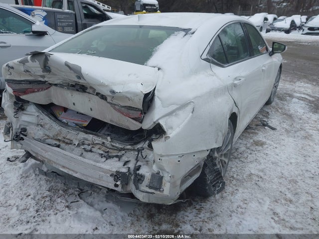 44334123 :رقم المزاد ، JTHB21B15K2027991 vin ، 2019 Lexus Es 300h مزاد بيع