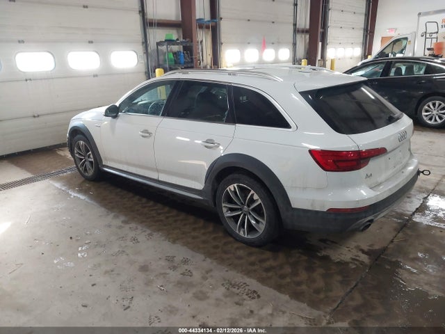 44334134 :رقم المزاد ، WA19NAF4XHA062059 vin ، 2017 Audi A4 Allroad 2.0t Premium مزاد بيع