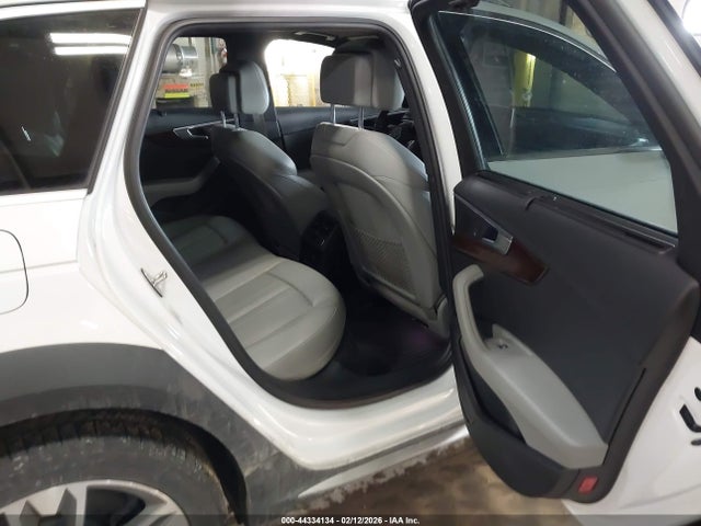 44334134 :رقم المزاد ، WA19NAF4XHA062059 vin ، 2017 Audi A4 Allroad 2.0t Premium مزاد بيع