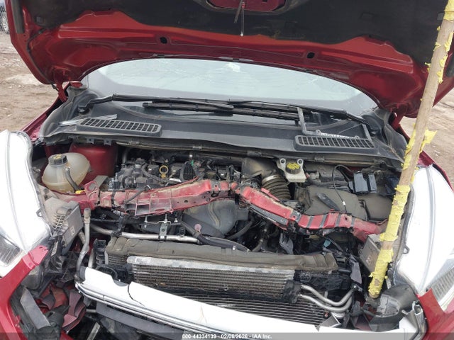 1FMCU9J95JUB06842 Ford Escape Titanium