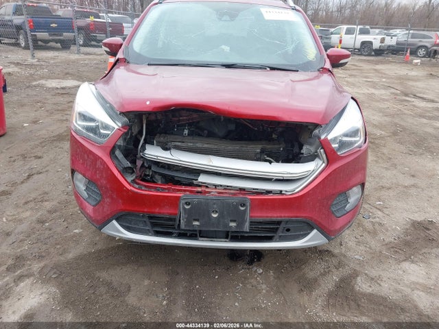 1FMCU9J95JUB06842 Ford Escape Titanium