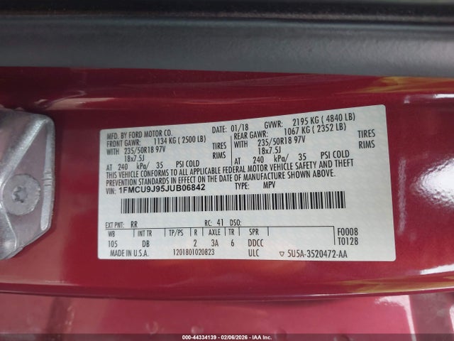 1FMCU9J95JUB06842 Ford Escape Titanium