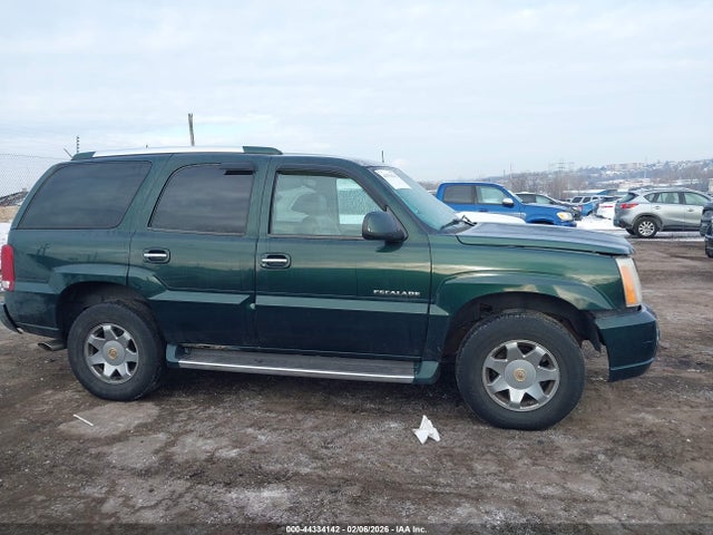 44334142 :رقم المزاد ، 1GYEK63N22R143566 vin ، 2002 Cadillac Escalade Standard مزاد بيع