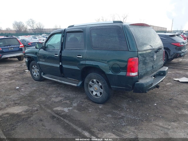 44334142 :رقم المزاد ، 1GYEK63N22R143566 vin ، 2002 Cadillac Escalade Standard مزاد بيع