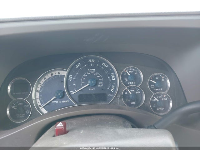 44334142 :رقم المزاد ، 1GYEK63N22R143566 vin ، 2002 Cadillac Escalade Standard مزاد بيع