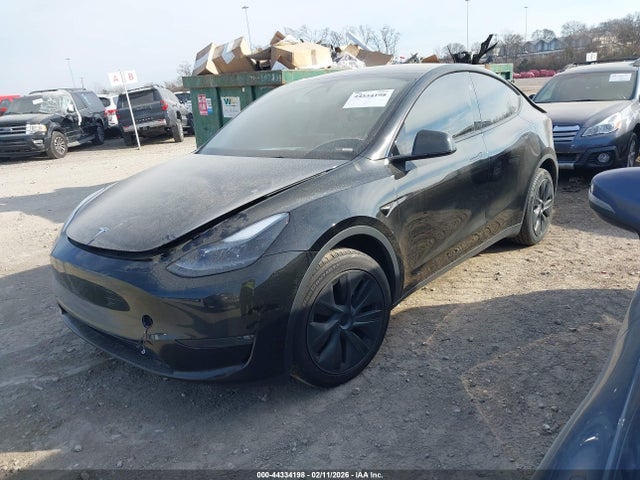 7SAYGAEE2RF103401 Tesla Model Y Long Range Dual Motor All-wheel Drive
