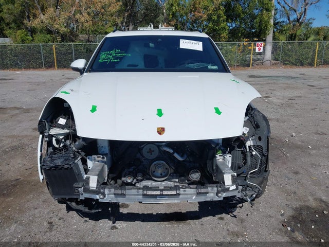 WP1AA2AY5PDA10560 Porsche Cayenne Platinum Edition