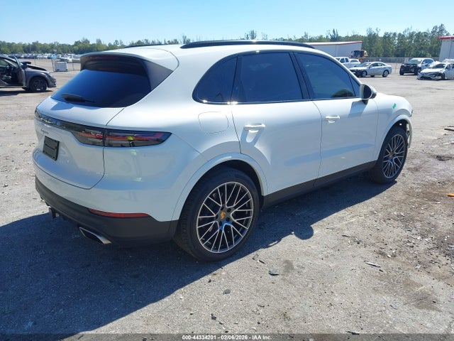 2023 PORSCHE CAYENNE WP1AA2AY5PDA10560 Photo 3