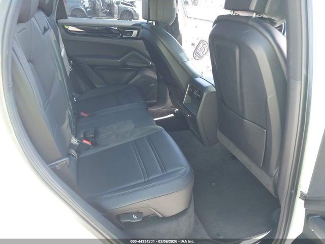 2023 PORSCHE CAYENNE WP1AA2AY5PDA10560 Photo 7