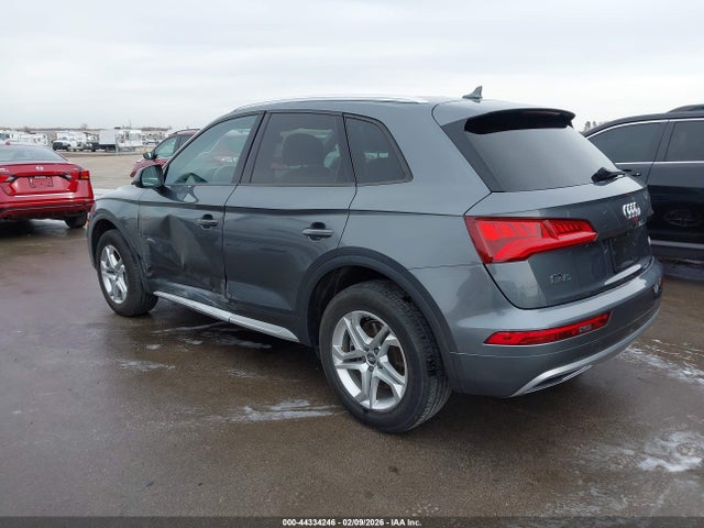 2018 AUDI Q5 WA1ANAFY3J2069032 Photo 2