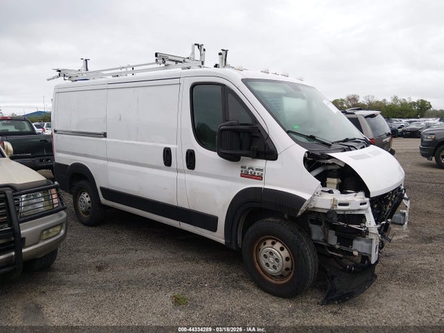 44334289 :رقم المزاد ، 3C6TRVAG3LE145855 vin ، 2020 Ram Promaster 1500 Low Roof 136 Wb مزاد بيع