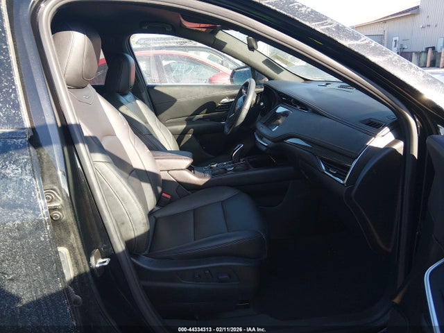 Продажа на аукционе авто 2022 Cadillac Xt4 Sport, vin: 1GYFZFR45NF107326, номер лота: 44334313