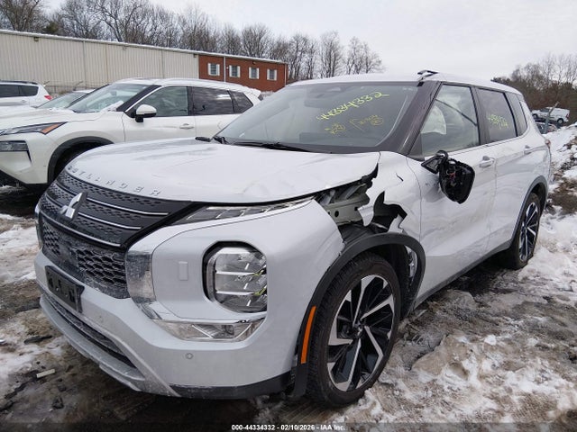 2024 MITSUBISHI OUTLANDER JA4J4VA83RZ064885 Photo 1