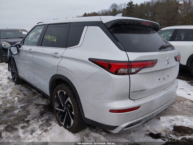 2024 MITSUBISHI OUTLANDER JA4J4VA83RZ064885 Photo 2