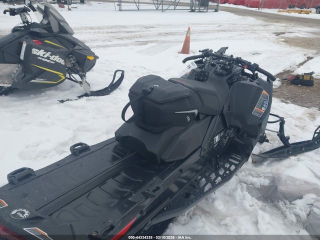 Ski Doo Renegade 800r 2023 2BPSUWPF7PV000028 Image 8
