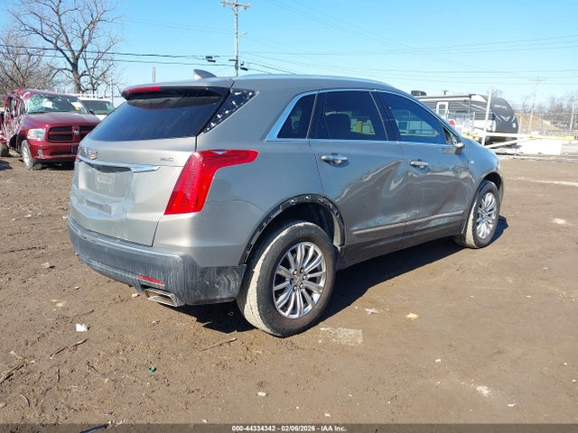 2018 CADILLAC XT5 1GYKNBRS3JZ132641 Photo 3