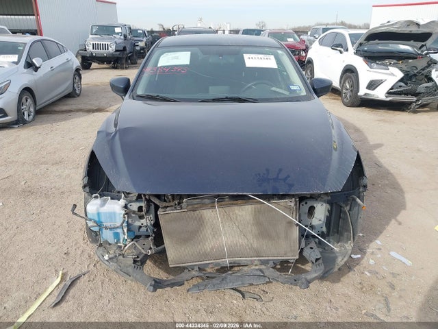 Продажа на аукционе авто 2016 Mazda Mazda3 I Sport, vin: JM1BM1T77G1317287, номер лота: 44334345