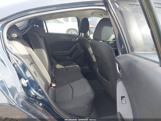 Продажа на аукционе авто 2016 Mazda Mazda3 I Sport, vin: JM1BM1T77G1317287, номер лота: 44334345