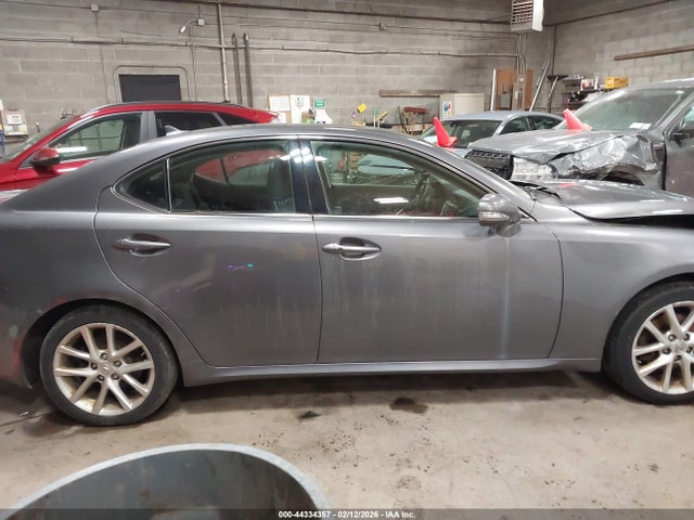 44334357 :رقم المزاد ، JTHCF5C26C5053314 vin ، 2012 Lexus Is 250 مزاد بيع