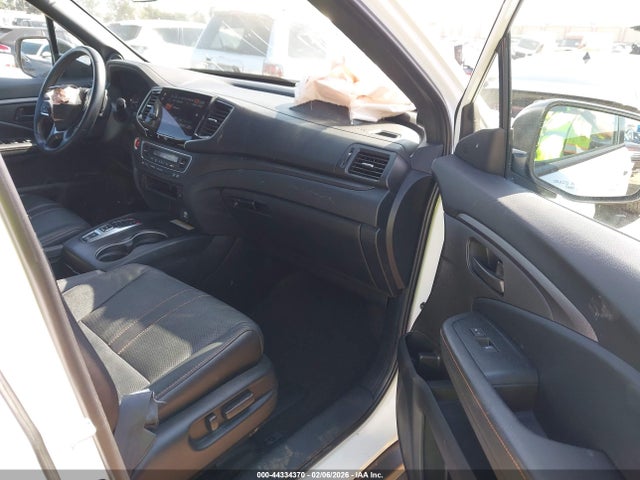 5FNYF8H61NB024793 Honda Passport Awd Trailsport