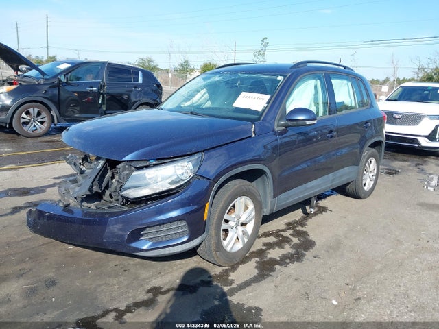 2016 Volkswagen Tiguan S მანქანა იყიდება აუქციონზე, vin: WVGAV7AXXGW524771, აუქციონის ნომერი: 44334399