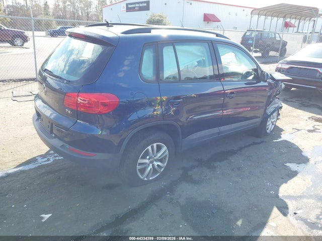 2016 Volkswagen Tiguan S მანქანა იყიდება აუქციონზე, vin: WVGAV7AXXGW524771, აუქციონის ნომერი: 44334399