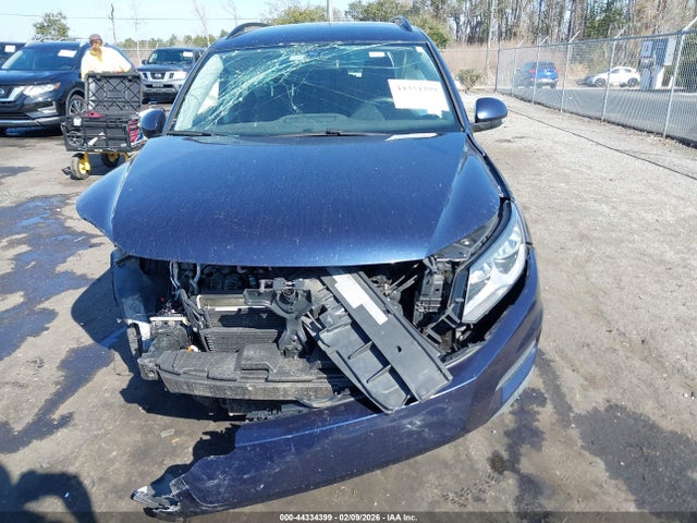 2016 Volkswagen Tiguan S მანქანა იყიდება აუქციონზე, vin: WVGAV7AXXGW524771, აუქციონის ნომერი: 44334399