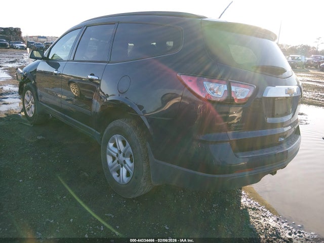 Chevrolet Traverse Ls 2015 1GNKRFED7FJ228911 Image 3