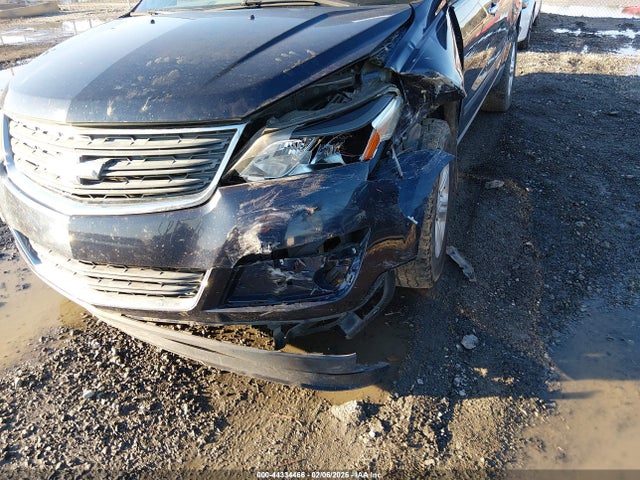 Chevrolet Traverse Ls 2015 1GNKRFED7FJ228911 Image 6