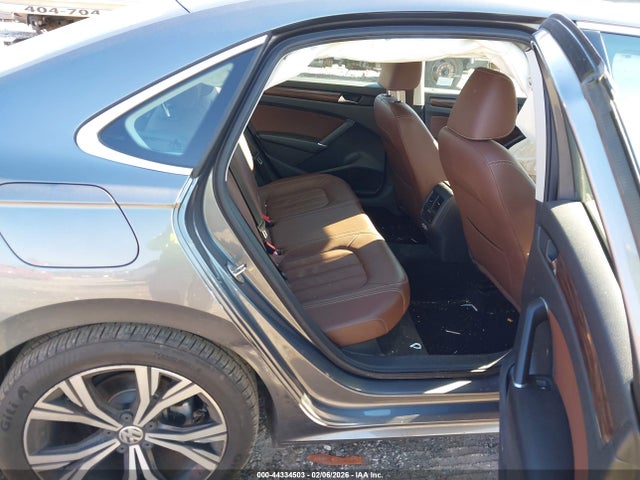 1VWCA7A39LC026057 Volkswagen Passat 2.0t Sel