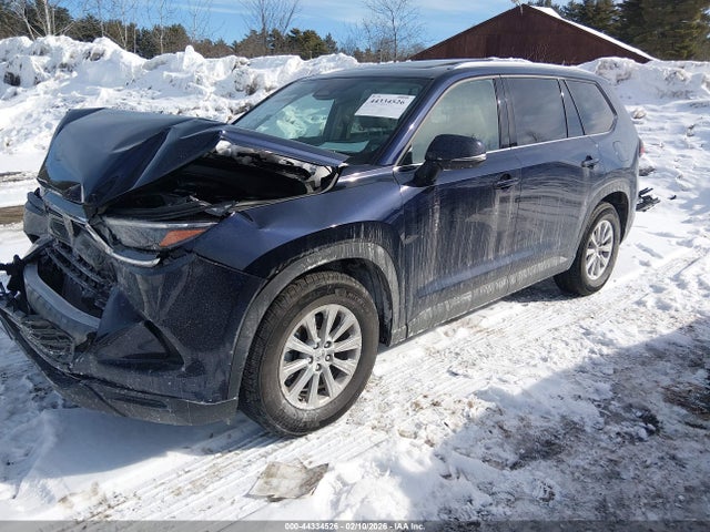 Toyota Grand Highlander Xle 2025 5TDAAAA54SS029583 Image 2