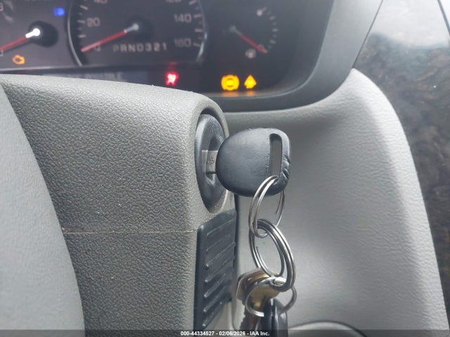 2009 CADILLAC DTS 1G6KD57YX9U120628 Photo 10