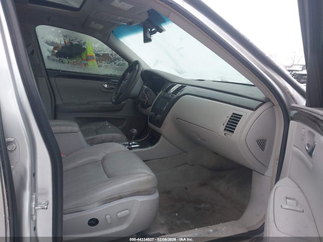 2009 CADILLAC DTS 1G6KD57YX9U120628 Photo 4