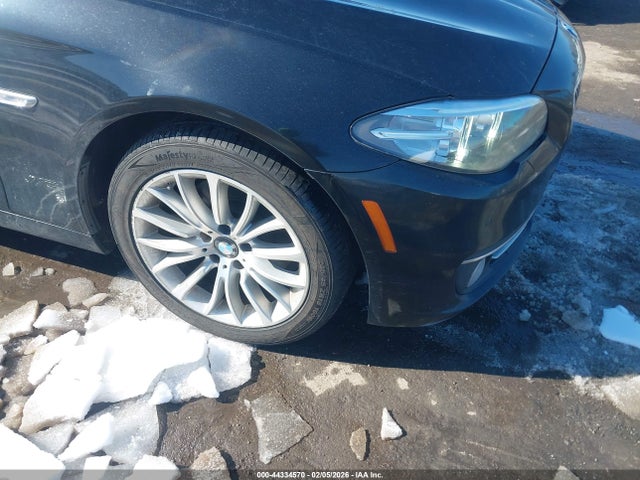 WBA5A7C54FD621503 BMW 528i Xdrive
