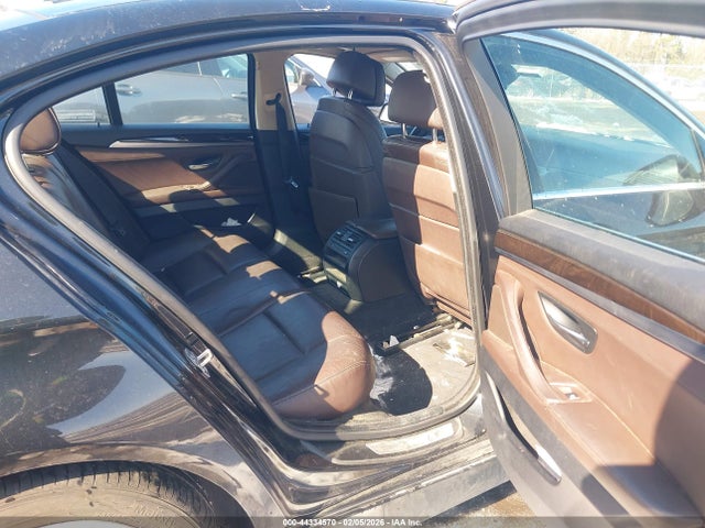 WBA5A7C54FD621503 BMW 528i Xdrive