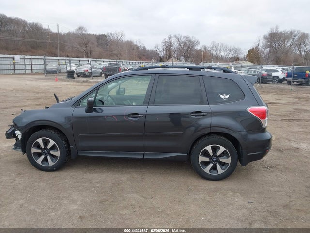 2017 Subaru Forester 2.5i Premium მანქანა იყიდება აუქციონზე, vin: JF2SJAEC6HH403879, აუქციონის ნომერი: 44334587