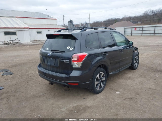 2017 Subaru Forester 2.5i Premium მანქანა იყიდება აუქციონზე, vin: JF2SJAEC6HH403879, აუქციონის ნომერი: 44334587