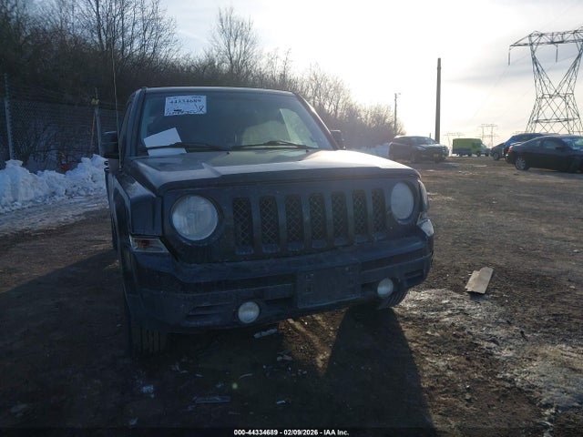 Jeep Patriot Latitude 2014 1C4NJRFB1ED605919 Image 6