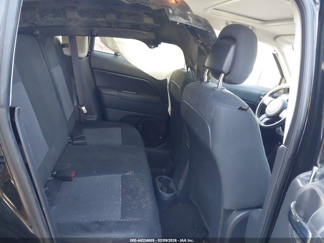 Jeep Patriot Latitude 2014 1C4NJRFB1ED605919 Image 8