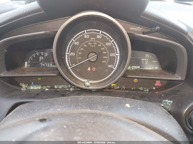 3MYDLBYV8LY716743 Toyota YARIS LE