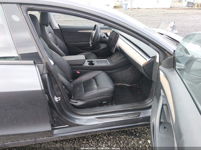 2023 TESLA MODEL 3 5YJ3E1EA1PF576696 Photo 4