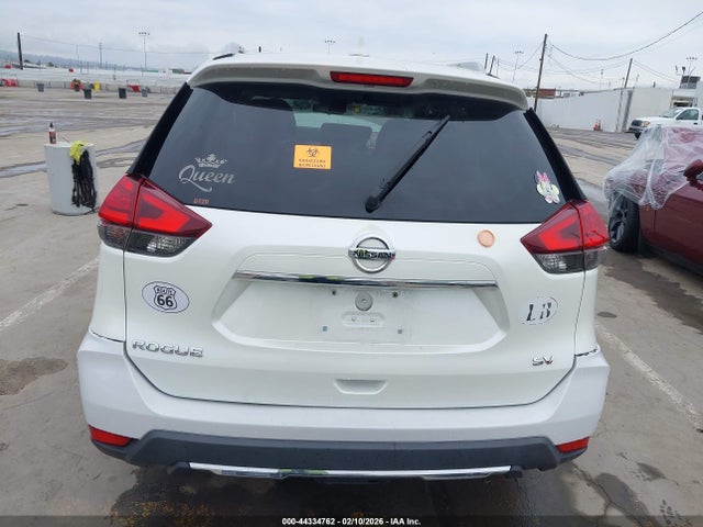 Nissan ROGUE SV 2017 5N1AT2MN6HC842103 Image 16