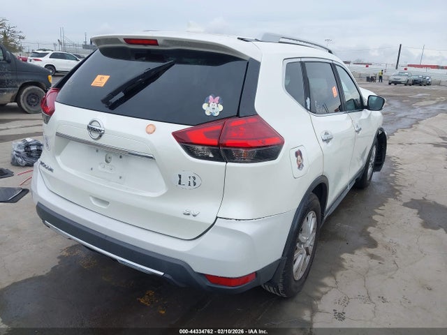 Nissan ROGUE SV 2017 5N1AT2MN6HC842103 Image 4